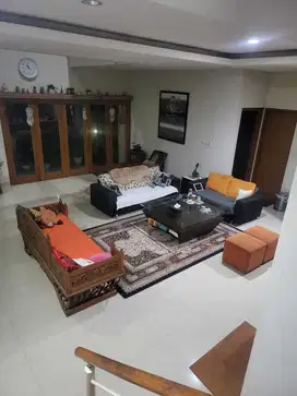 Rumah Mekarwangi 2 Lantai terawat dijual cepat negotible