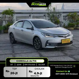 TOYOTA COROLA ALTIS 1.8V AT 2017
