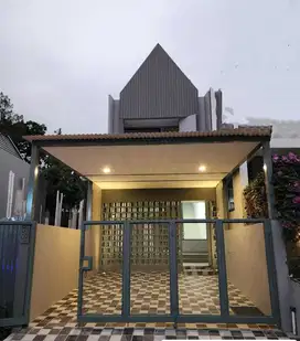 Rumah brand new di Griyaloka serpong samping toll BSD