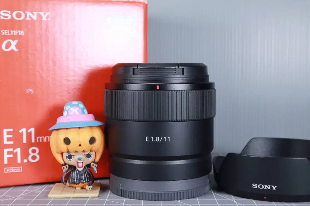 Lensa Wide Sony E11mm f1.8 Like New SEL11F18 E 11mm 11 mm f 1.8