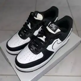 Nike air force 1 panda