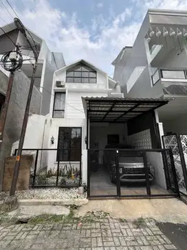 Dijual Cepat Rumah 2 Lantai Nusaloka BSD