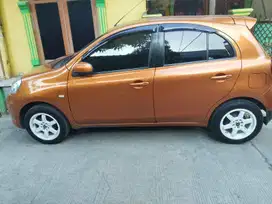 Nissan March 2011 Bensin