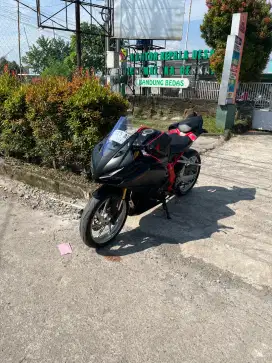 BISMILLAH FOR SALE!!! honda CBR250RR tahun 2022 km rendah!!