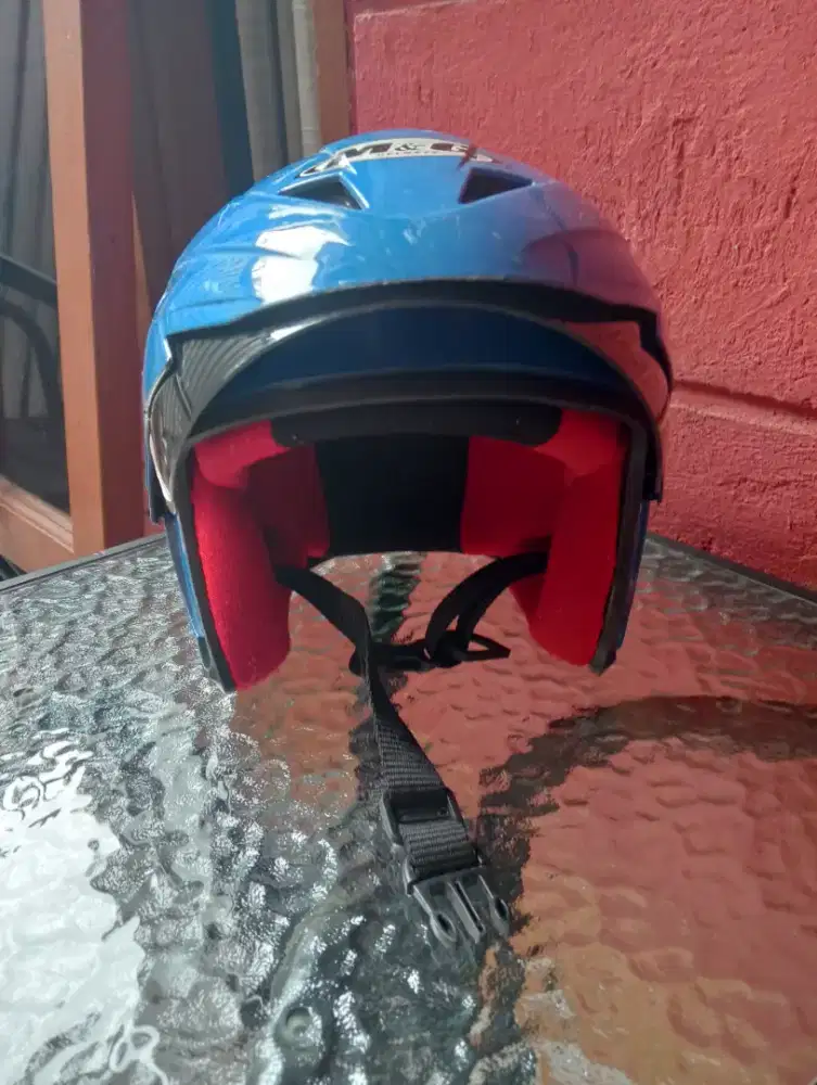Helm anak pokemon
