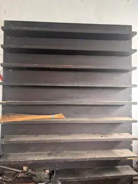 Rak buku kayu besar