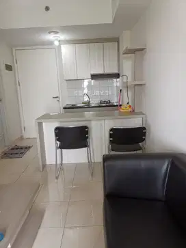 Apartemen Furnished Di Springlake Tower Azolla Sumarecon Bekasi