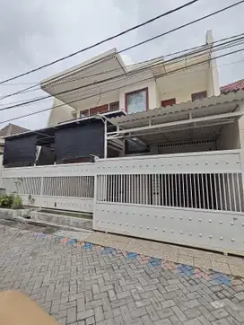 MURAH RUMAH 2LT MOJOKLANGGRU TENGAH KOTA DKT GUBENG UNAIR DHARMAHUSADA