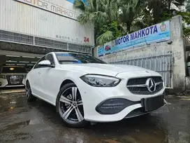 9 rb km C 200 avantgarde line 2023 nik 2022 putih mercy c200 w 206 ori