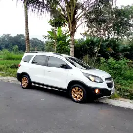 Chevrolet spin activ (tipe tertinggi)