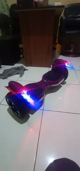 Hoverboard roket asap