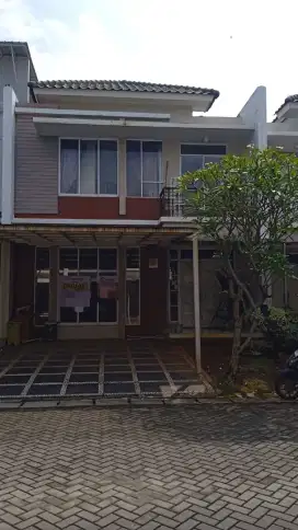 Rumah 2 Lantai di Cluster Victoria Garden Grand Galaxy City Bekasi