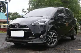 Pajak Panjang Toyota Sienta 1.5 Q Bensin-AT 2016