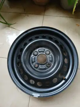 Velk kaleng copotan brio
