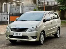 INNOVA 2.0 E AT 2013 LOW KM TANGAN PERTAMA