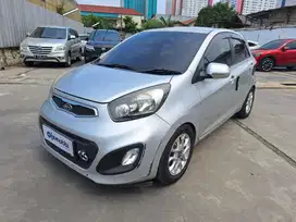 Pajak Panjang - Kia Picanto 1.2 SE Bensin-MT 2011