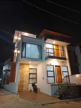 Dijual Murah Villa Hook View Pegunungan  di Kota Batu Malang