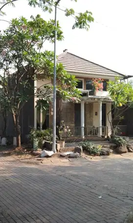 Dijual Rumah Termurah Ambyar Poool 1.5Lantai Siap Huni
