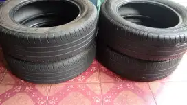 Ban Bekas. DUNLOP 185/65 R16
