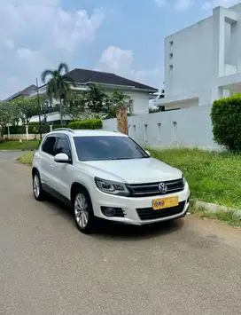 FOR SALE! VW TIGUAN HIGHLINE TSI BLUE MOTION TAHUN 2013