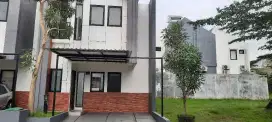 Disewakan Rumah Cluster Widari Village BSD