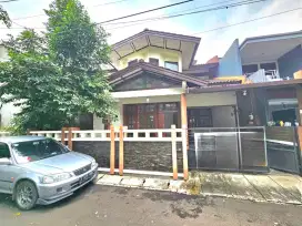 Rumah 2 lantai termurah siap huni di  pondok kelapa jakarta timur