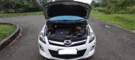 Mazda 8 2011 AT