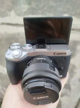 Kamera Canon eos M6 mark II Kit 15-45mm