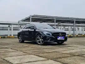 Mercedes Benz Mercy CLA200 1.6 Urban AT 2015 Hitam KM 74RB