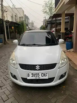 Suzuki swift GX 2013 Putih Manual langka plat Ganjil tangan pertama