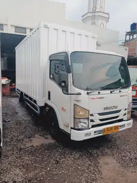 Isuzu ELF GIGA NLR55lx ps100 engkel Long box 2018