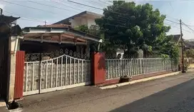 Rumah Terawat Murah Siap Huni Lokasi Strategis di Kembar BKR  Bandung.