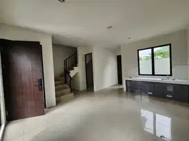 Disewakan Rumah Siap Huni di Komplek Perumamahan Citra Garden Puri