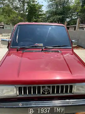 Toyota Kijang Super
