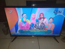 Tv led 32 inch TCL digital normal siap tonton nego tipis