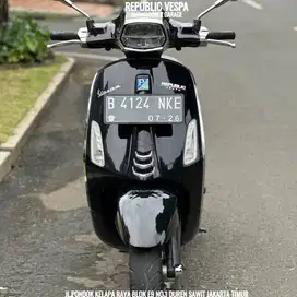 PIAGGIO VESPA SPRINT 150 IGET ABS LED Tahun 2021 WARNA BLACK CONVINTO