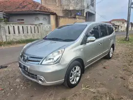 Nissan Grand livina 2012 Bensin