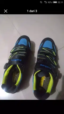 Sepatu Gowes Roadbike 46