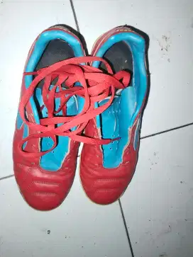 sepatu specs ori ukuran 40