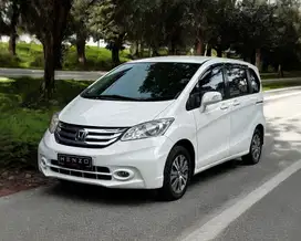 Honda Freed E PSD 1.5 AT 2015