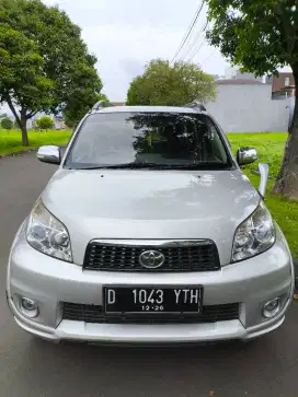 Toyota rush s manual 2011