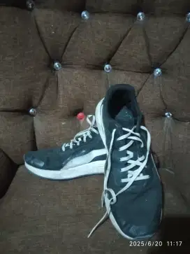 jual sepatu puma