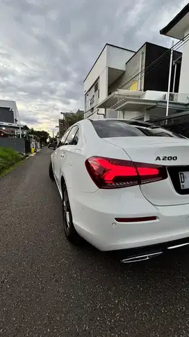 Mercedes-Benz A200 2021 Bensin