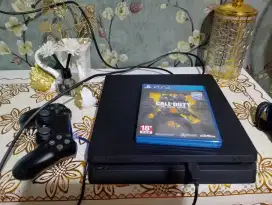 Di jual PS 4 slim 500 gb