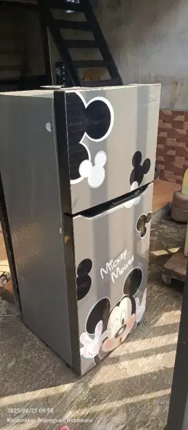 Kulkas LG dua pintu