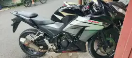Dijual honda CBR 150