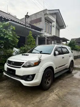 Toyota Fortuner VNT TRD 2014