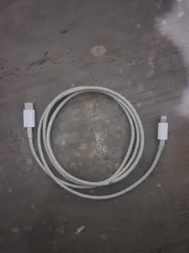 Kabel charger TYPE C TO LIGHTNING IPHONE 13