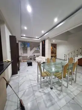 Rumah Intercon Kebon Jeruk furnished rapi bagus jalan lebar