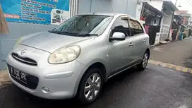 Nissan March 2011 Bensin